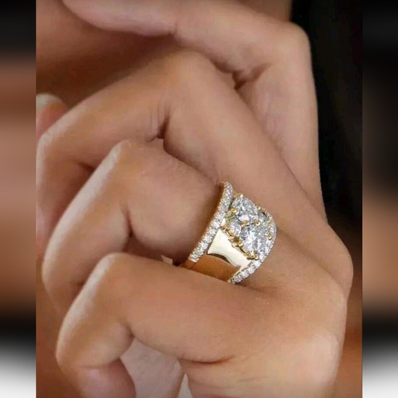 Fashion Round Cubic Zirconia  Wide Ring, Size 7, Gold Tone - Picture 4 of 4